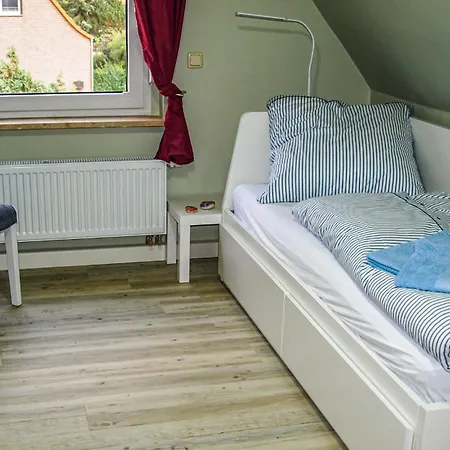 Gorgeous In * Нойбранденбург