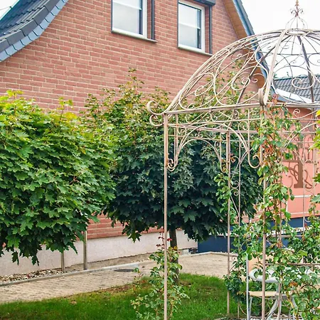 3 Bedroom Beautiful In Feriehus *